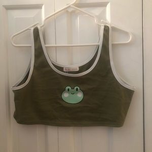 Cropped frog print tank top